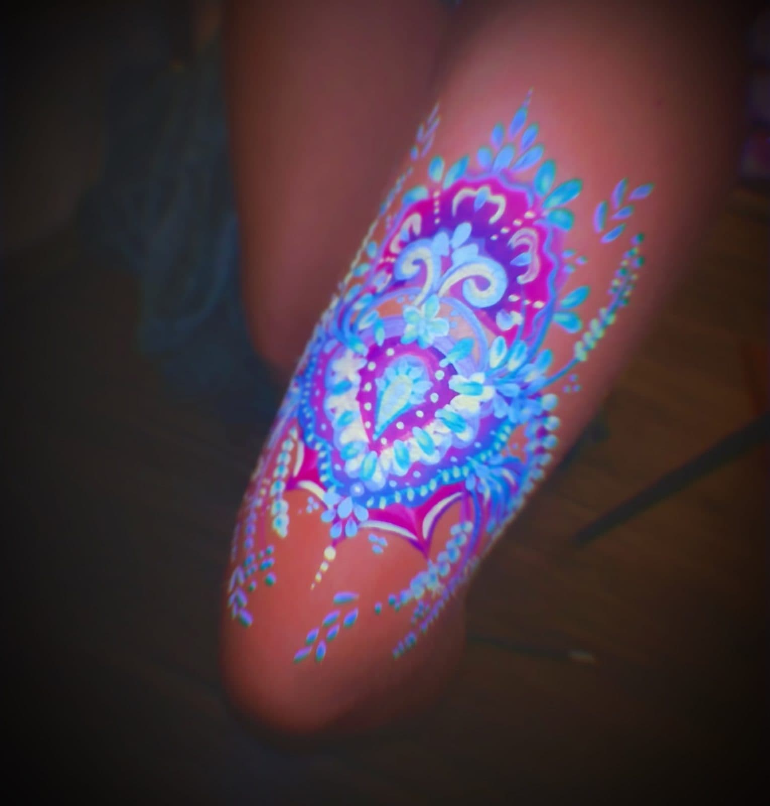 UV Glow Heart